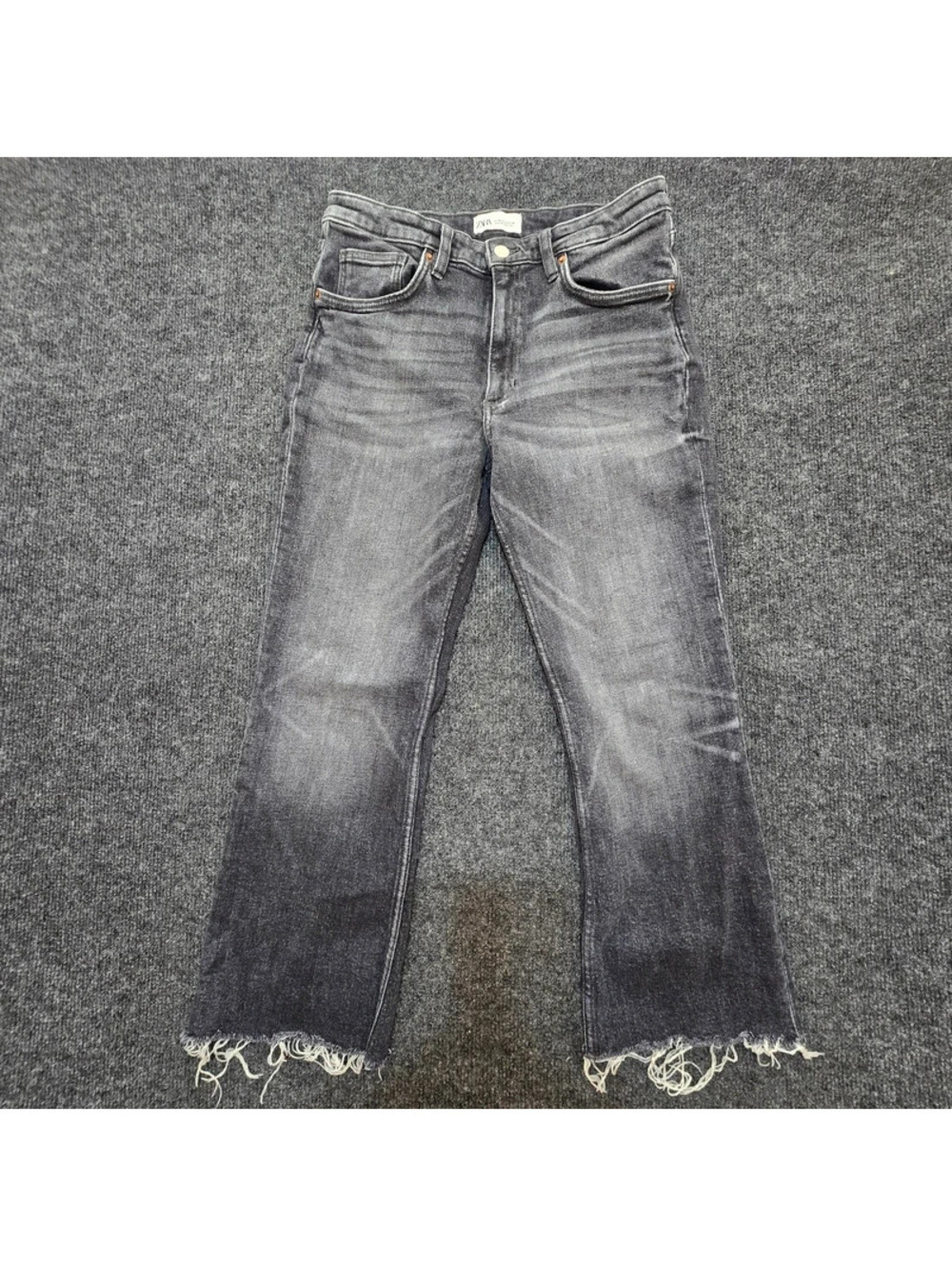 Zara High Rise Straight Leg Jeans Faded Black Denim Raw Frayed Hem Women's 6